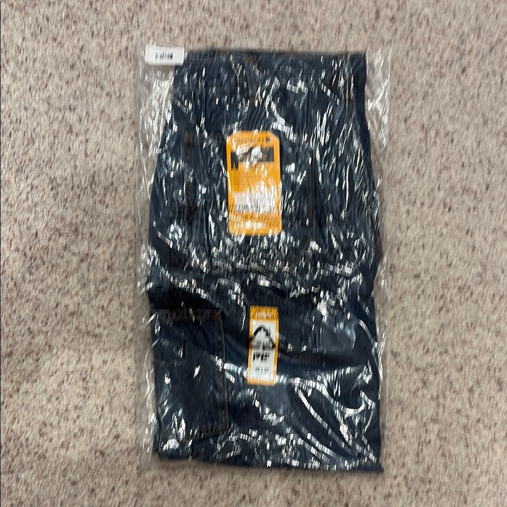 Carhartt loose fit utility jeans. 36 x 32.